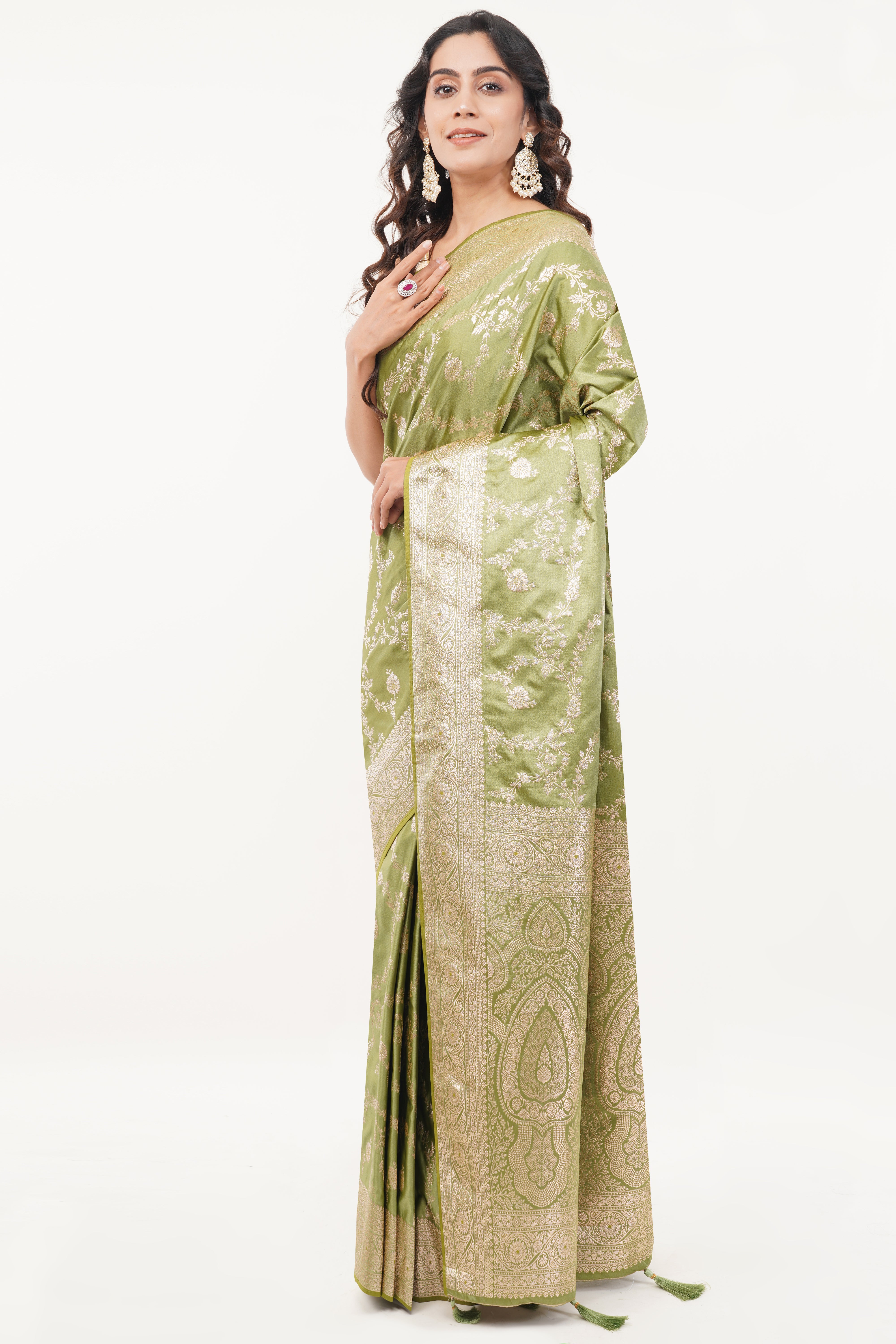 Celadon Grace in Golden Weave