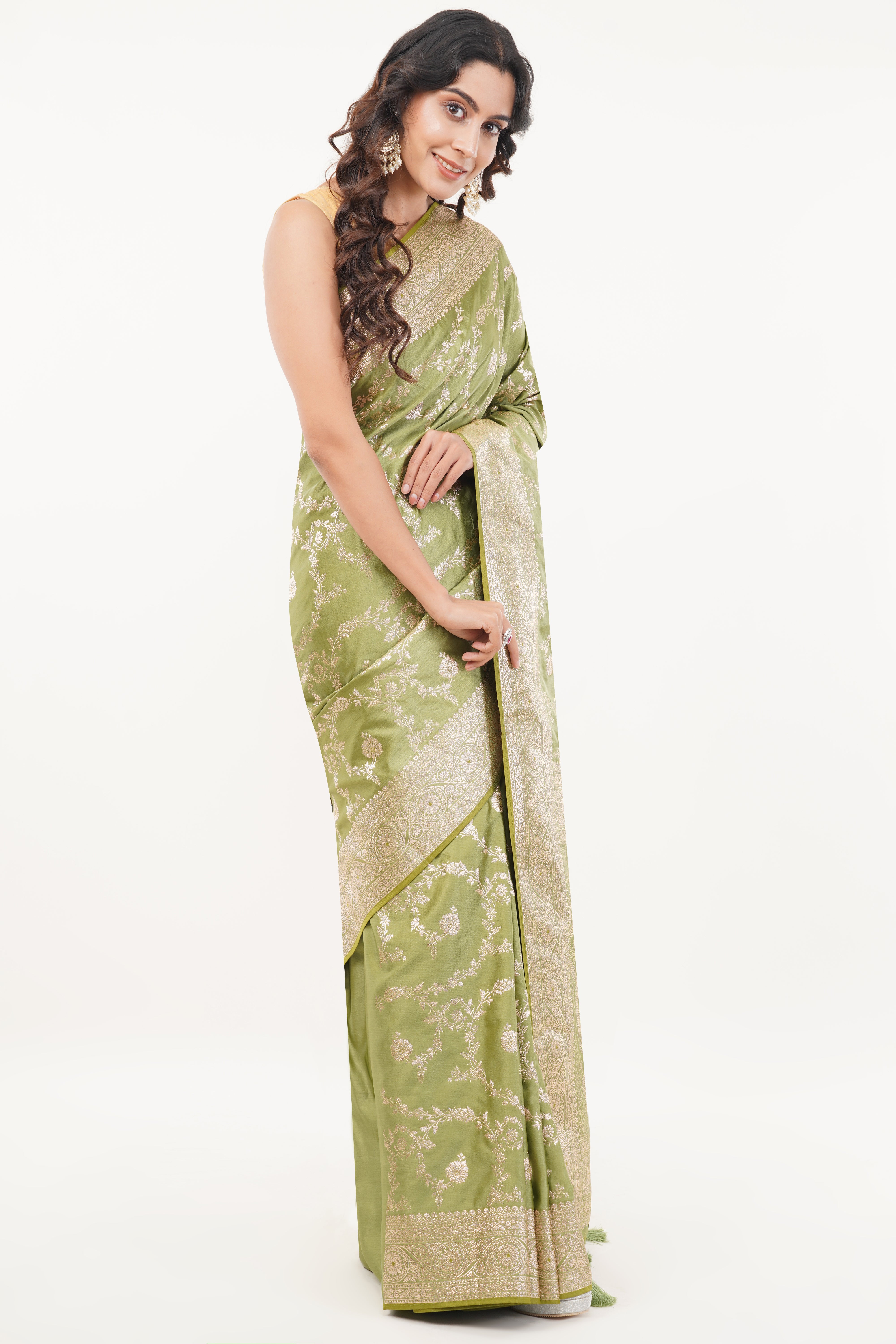 Celadon Grace in Golden Weave